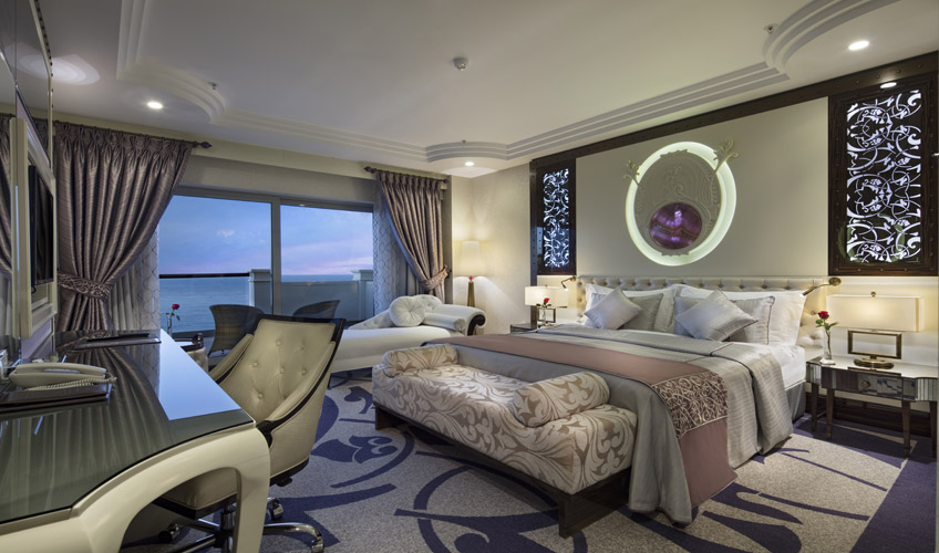 En fazla 3 yetişkin + 1 çocuk veya 2 yetişkin + 2 çocuk.