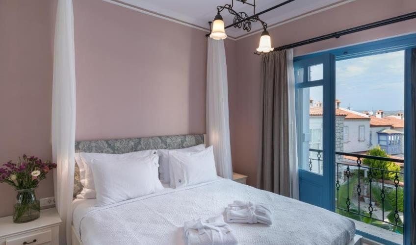 En fazla 2 yetişkin.