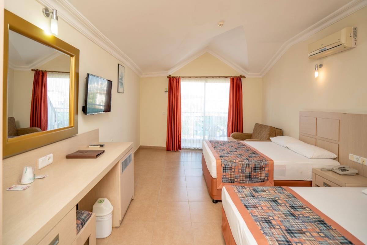 En fazla 2 yetişkin + 1 çocuk veya 1 yetişkin + 1 çocuk.