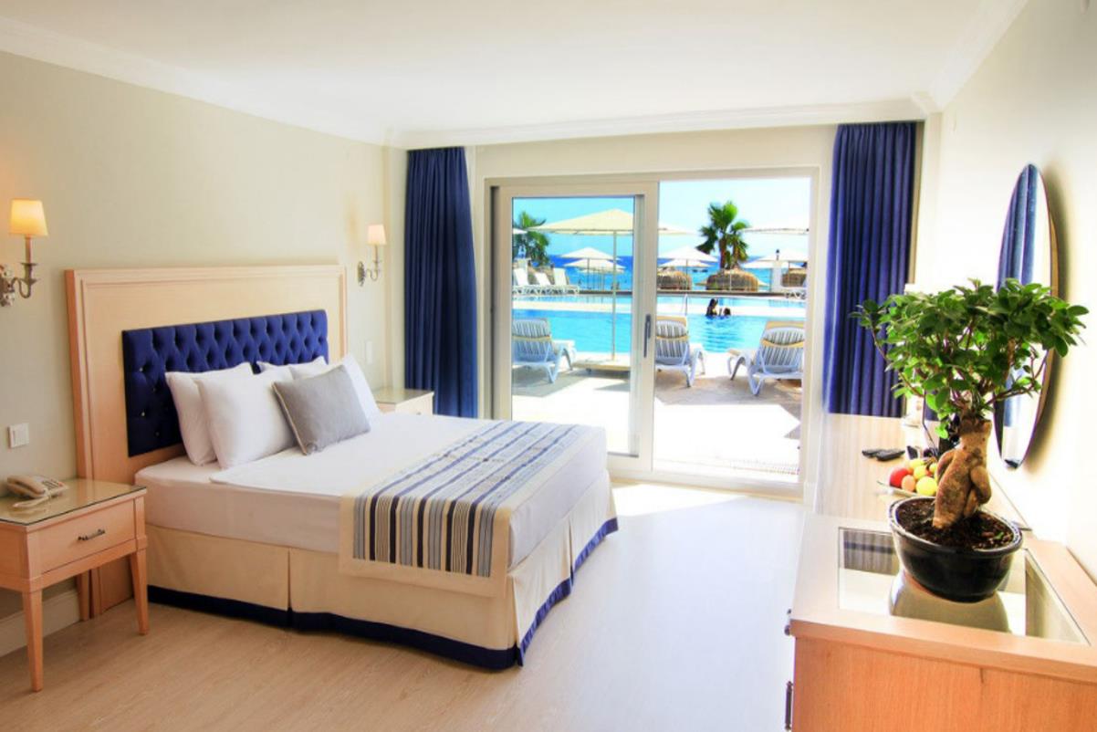 En fazla 3 yetişkin veya 2 yetişkin + 1 çocuk.