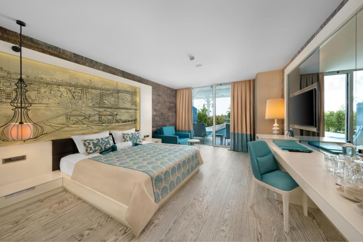 En az 3 yetişkin, En fazla 4 yetişkin + 1 çocuk veya 3 yetişkin + 2 çocuk.