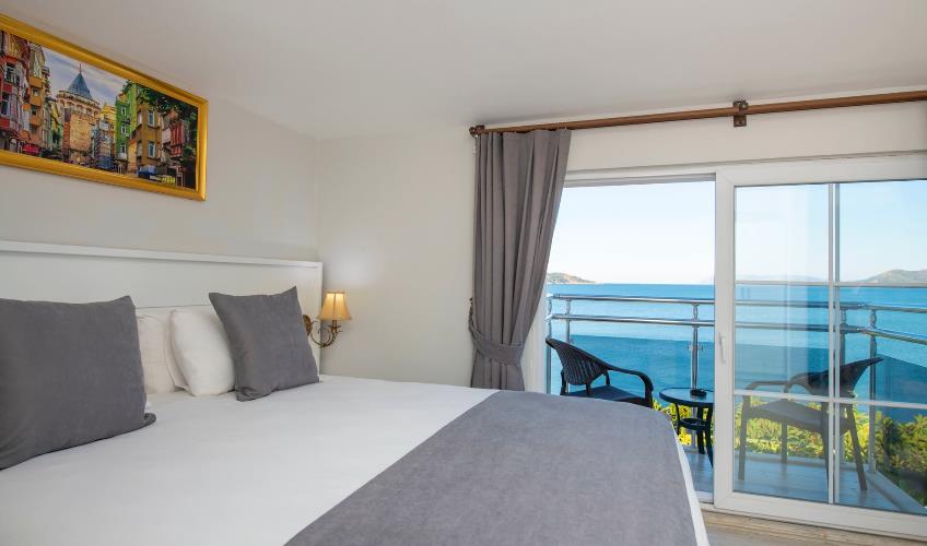 En fazla 2 yetişkin.