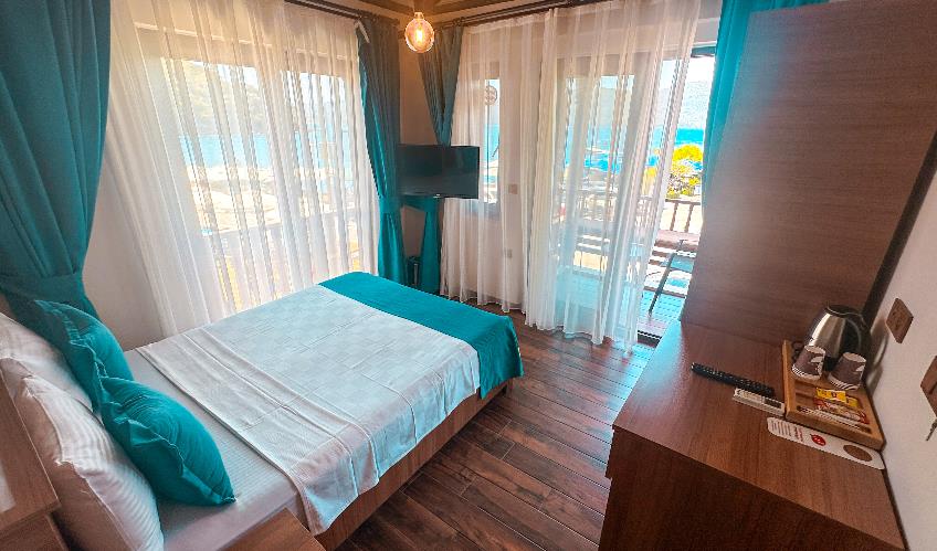 En az 2 yetişkin, En fazla 2 yetişkin.