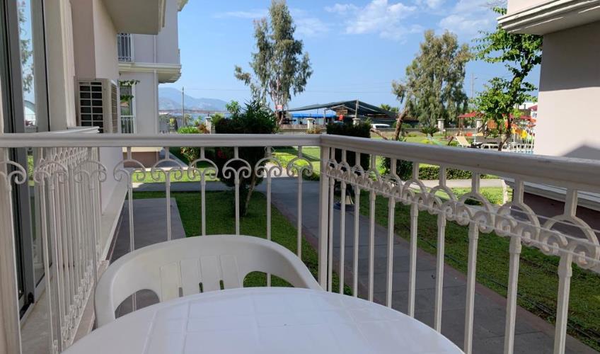 En az 2 yetişkin, En fazla 4 yetişkin.