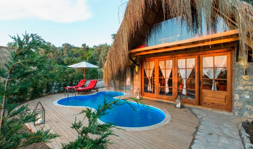 En fazla 2 yetişkin.