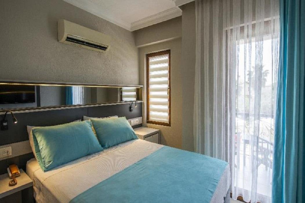 En fazla 2 yetişkin.