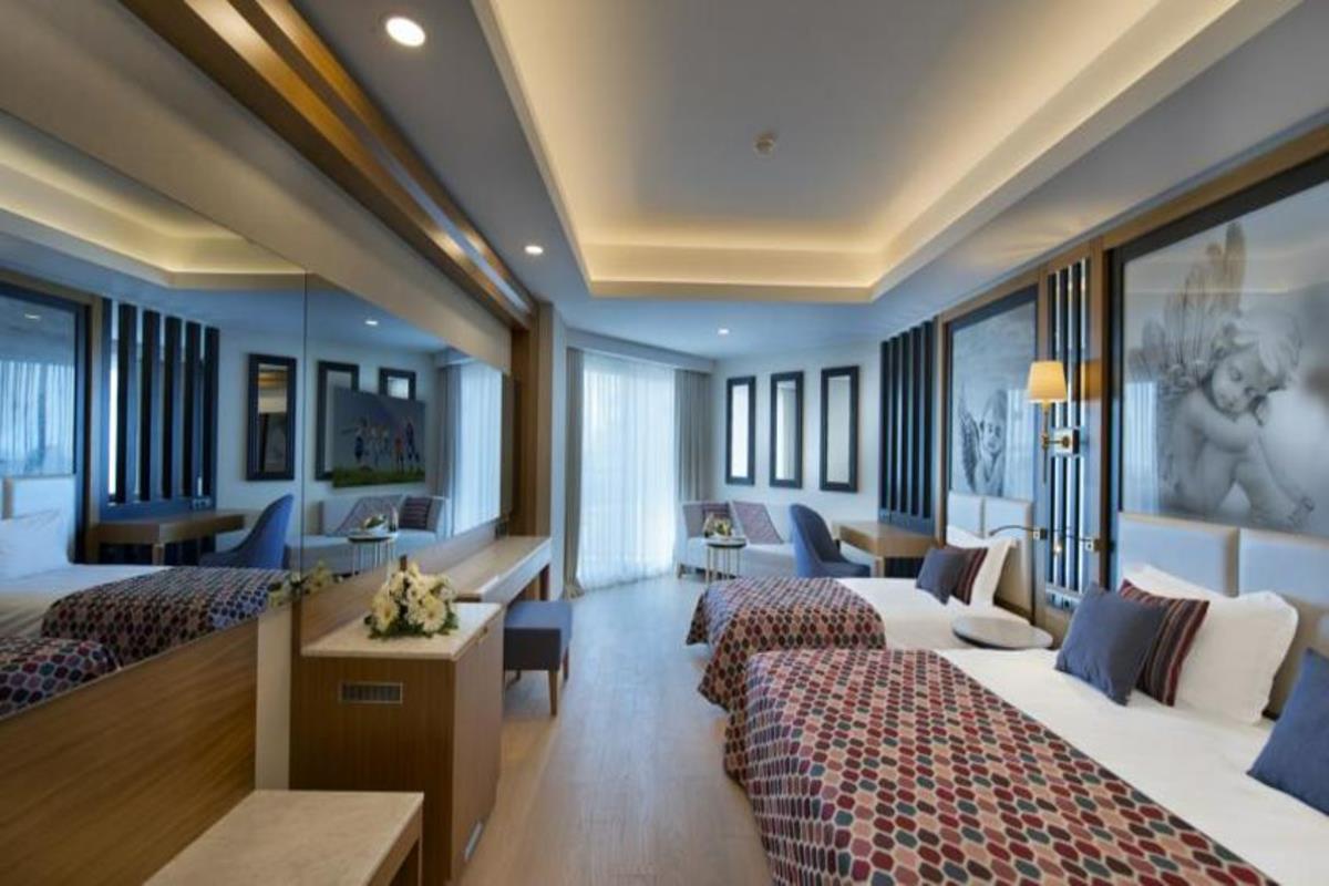 En fazla 3 yetişkin veya 2 yetişkin + 1 çocuk.