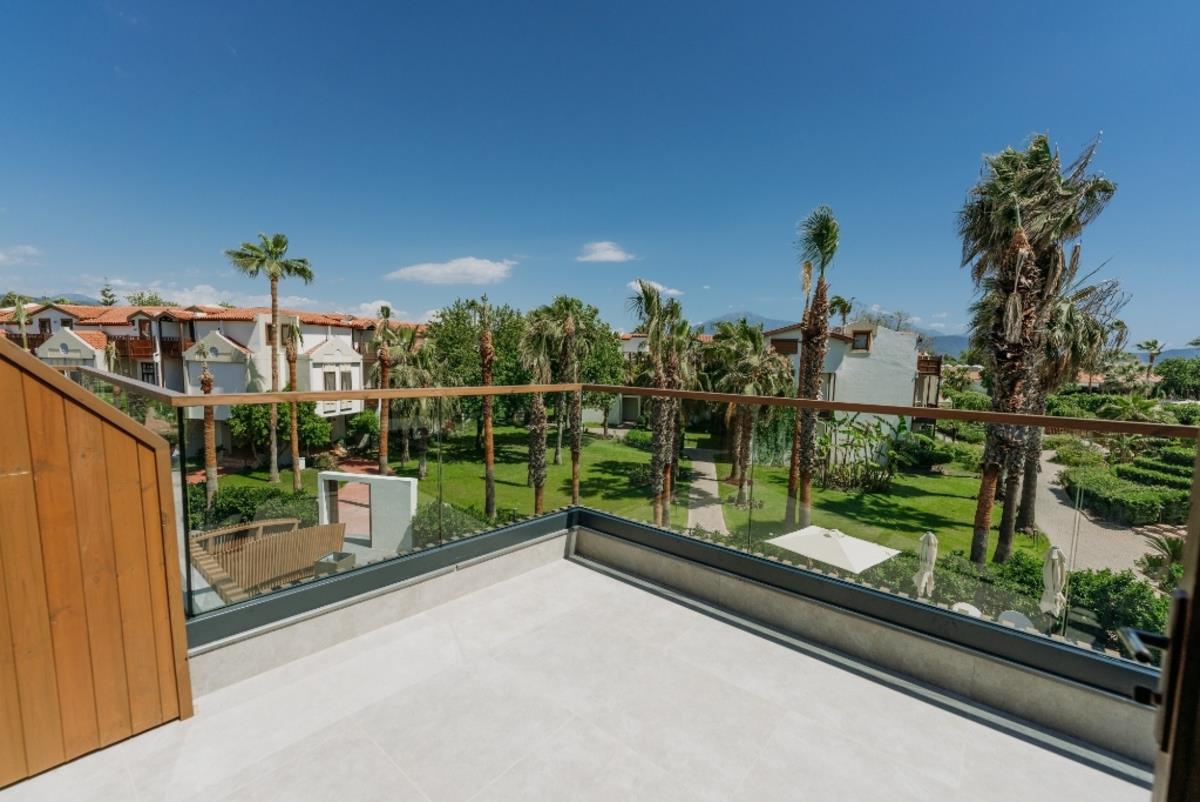 En az 2 yetişkin, En fazla 4 yetişkin veya 3 yetişkin + 1 çocuk.