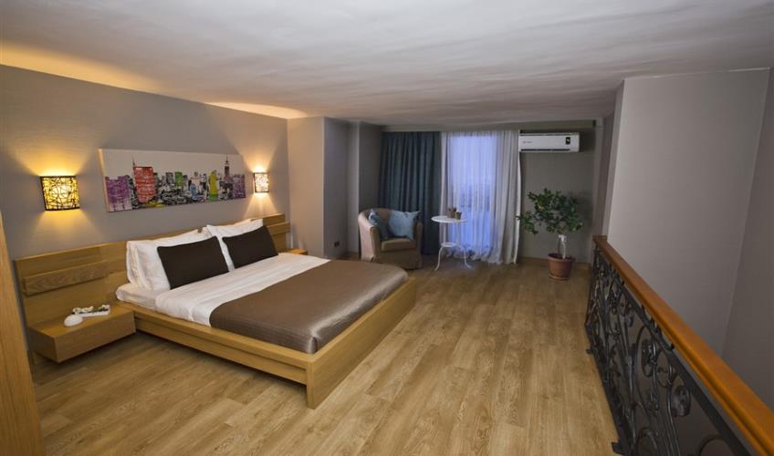 En fazla 2 yetişkin.