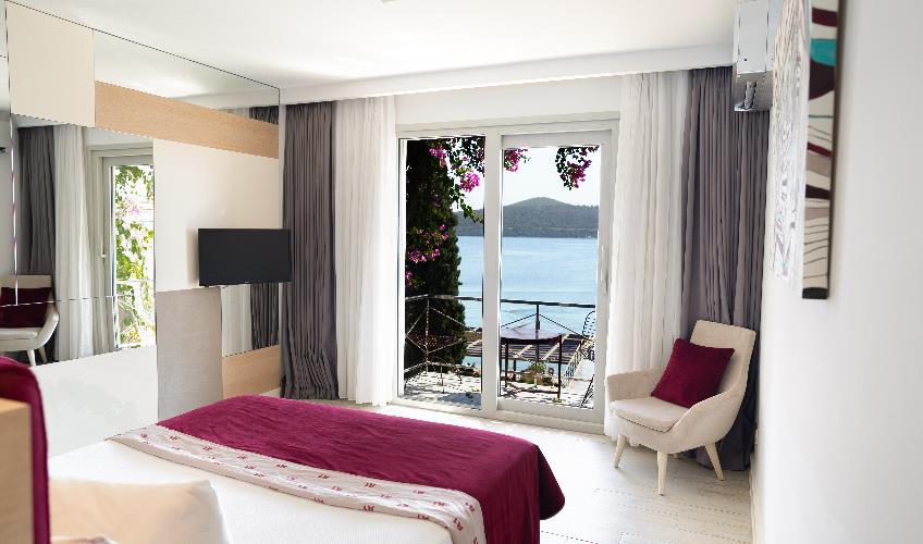 En fazla 2 yetişkin.