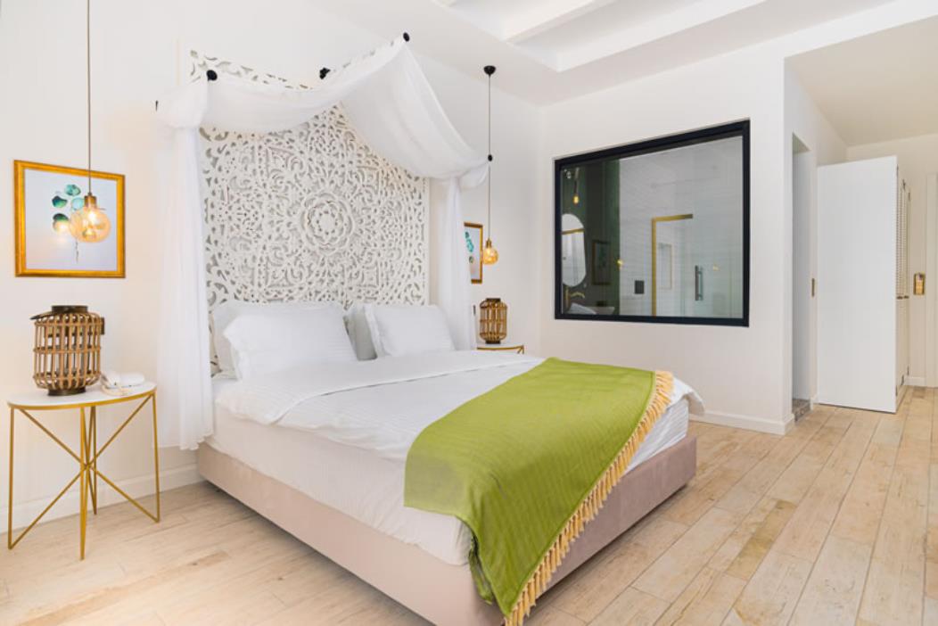 En az 2 yetişkin, En fazla 2 yetişkin.