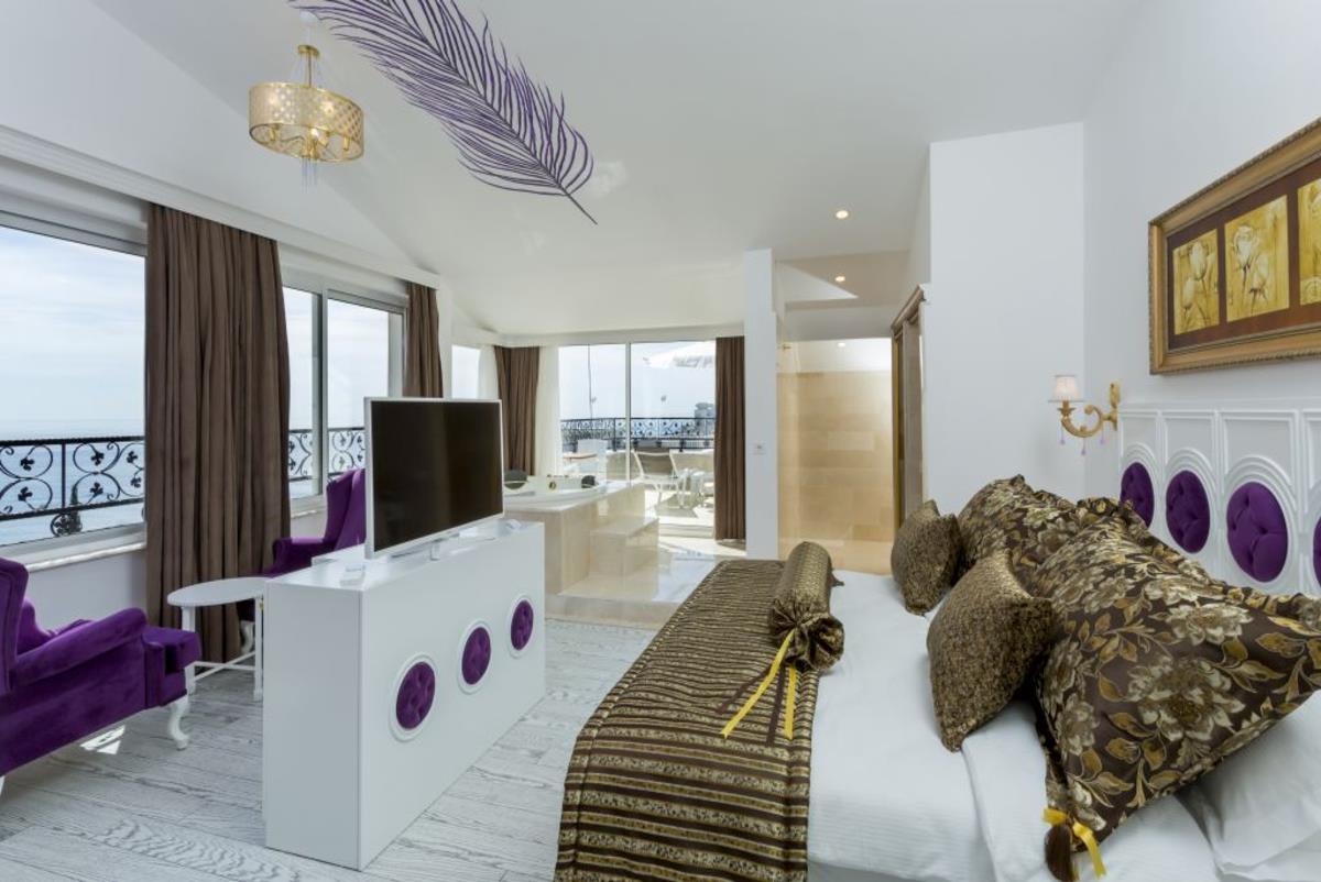 En fazla 2 yetişkin.