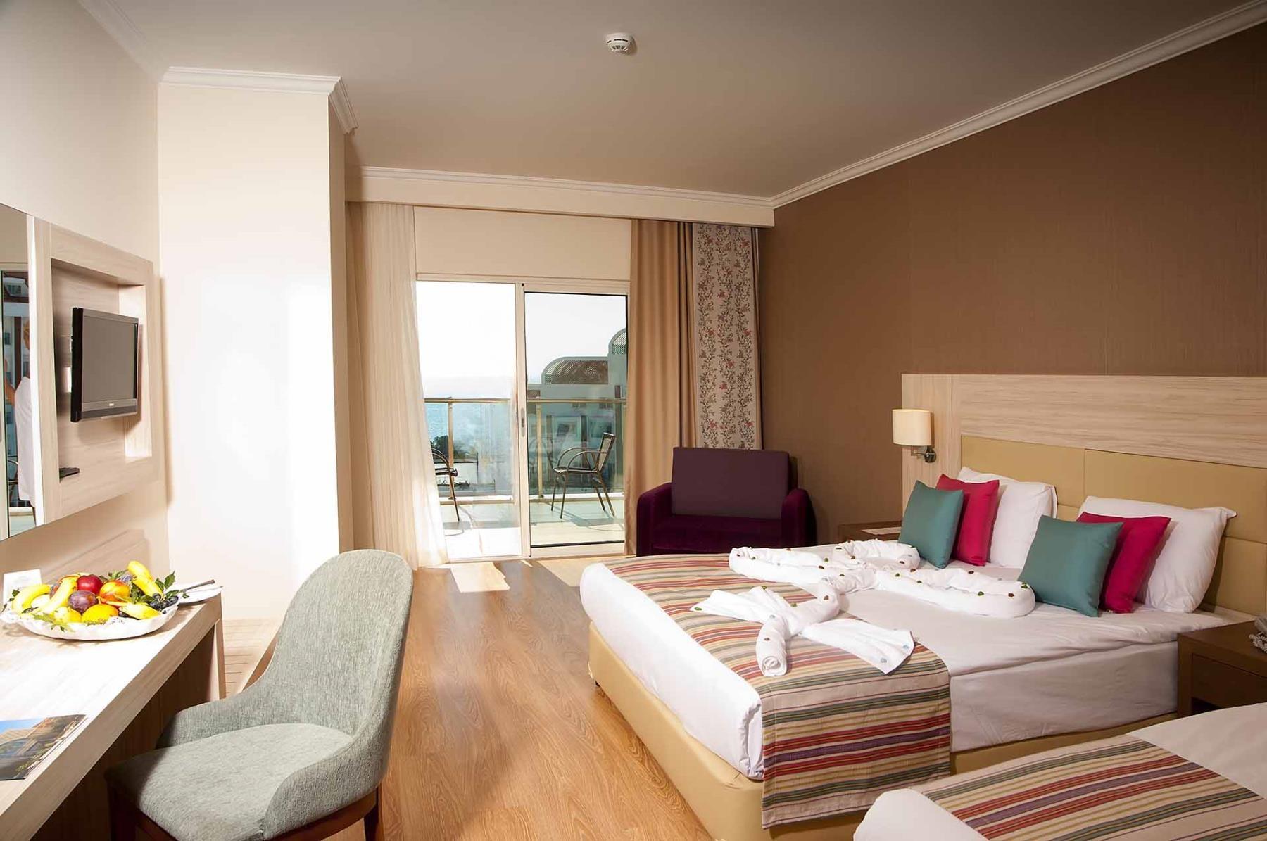 En fazla 2 yetişkin.