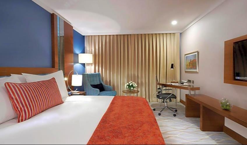 En fazla 2 yetişkin.