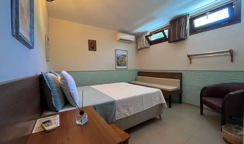 En fazla 2 yetişkin.