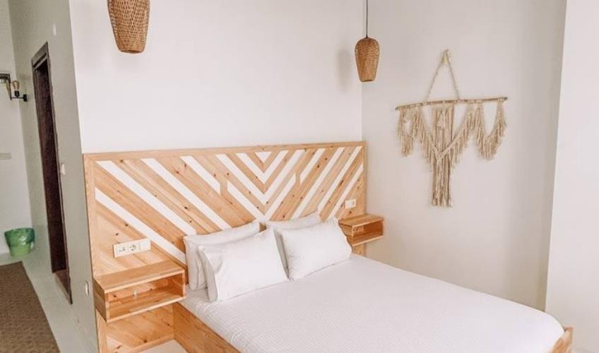 En az 2 yetişkin, En fazla 4 yetişkin.