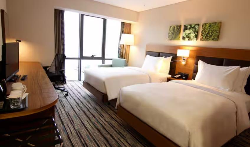 En fazla 2 yetişkin.