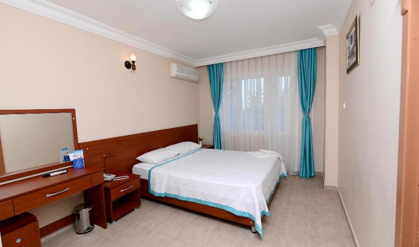 En fazla 2 yetişkin + 2 çocuk veya 1 yetişkin + 2 çocuk.