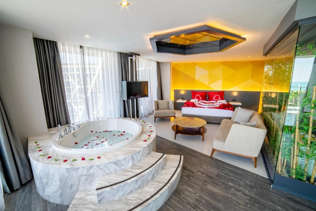 En fazla 2 yetişkin.