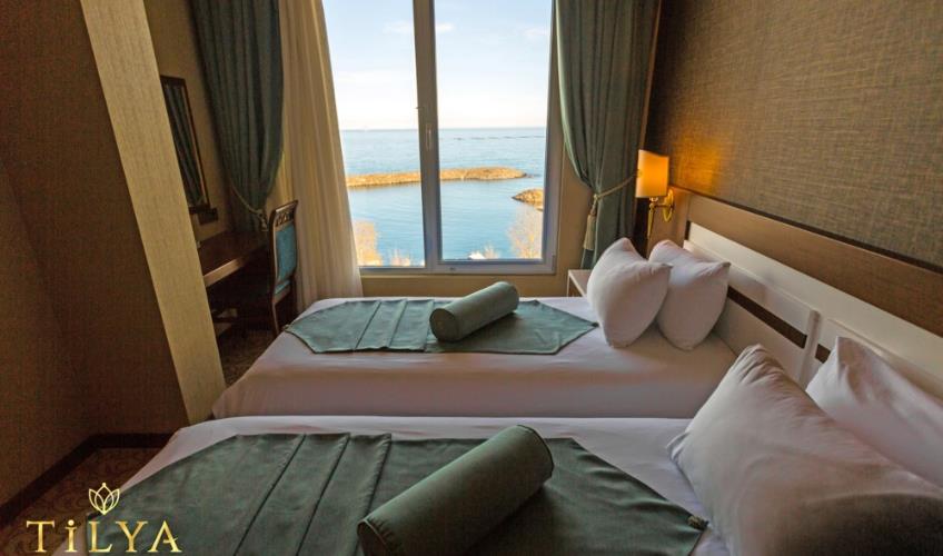 En fazla 4 yetişkin.