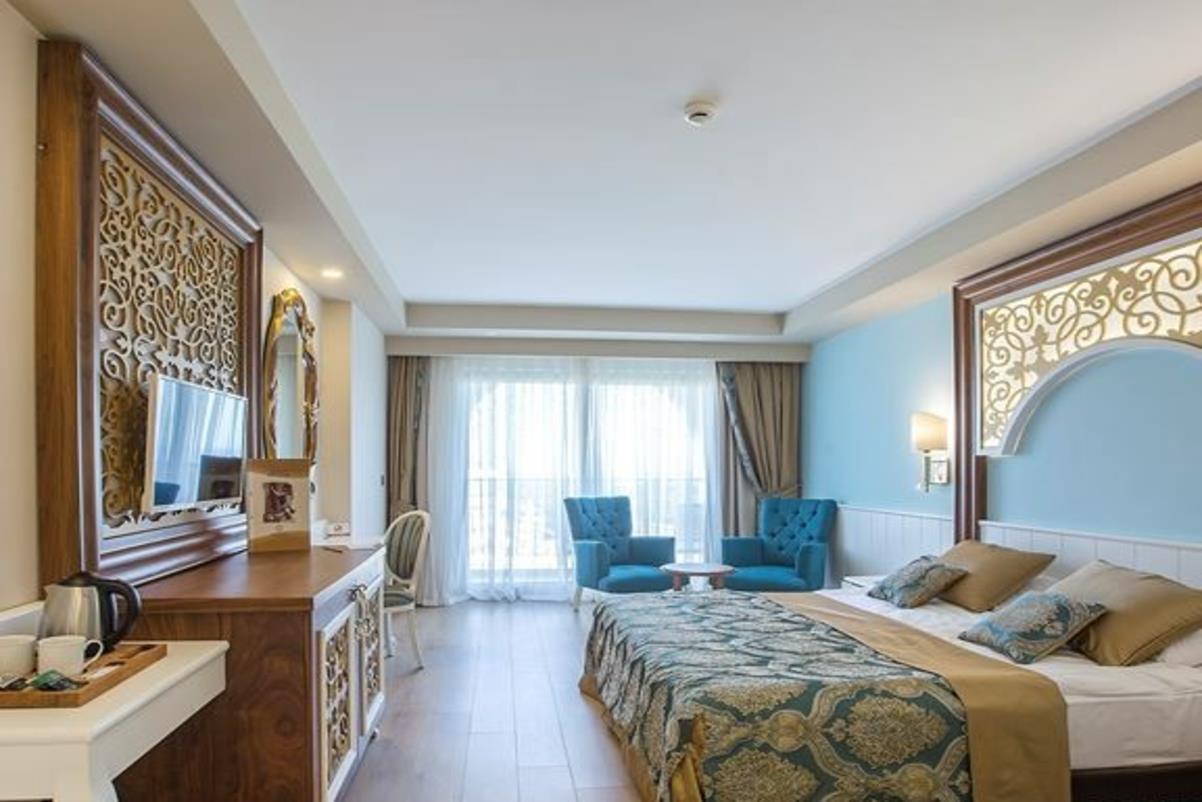 En fazla 2 yetişkin.