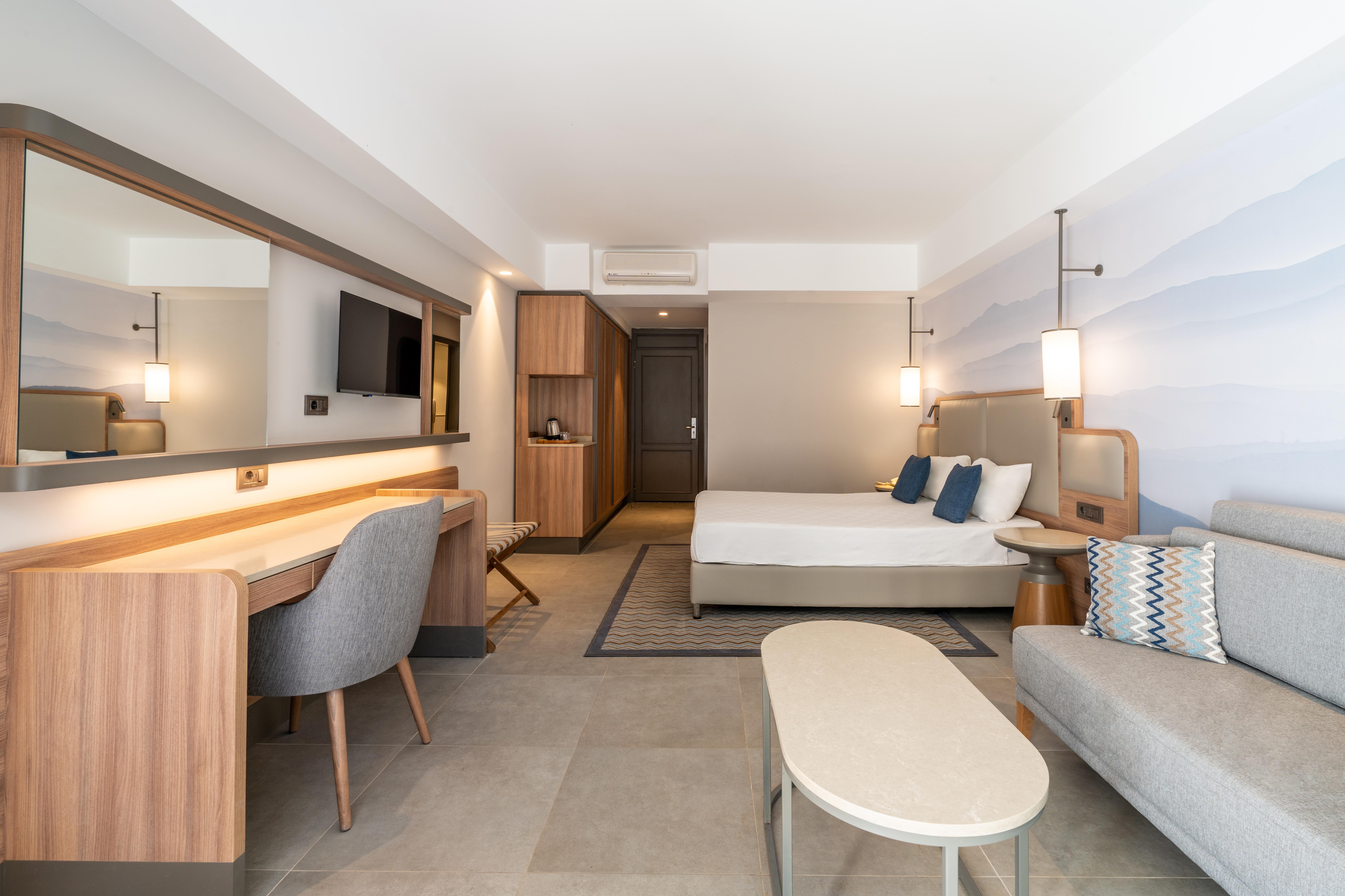 En fazla 3 yetişkin veya 2 yetişkin + 1 çocuk.