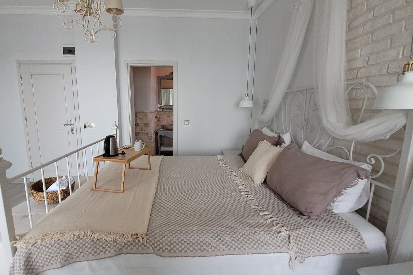 En fazla 2 yetişkin.