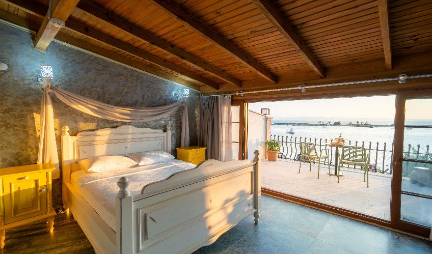 En fazla 2 yetişkin.