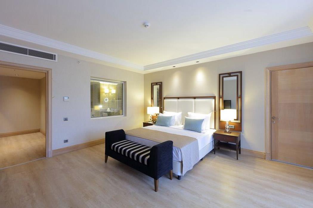 En az 3 yetişkin, En fazla 6 yetişkin.