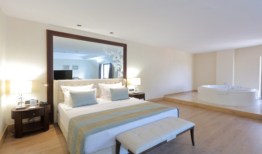 En fazla 2 yetişkin.