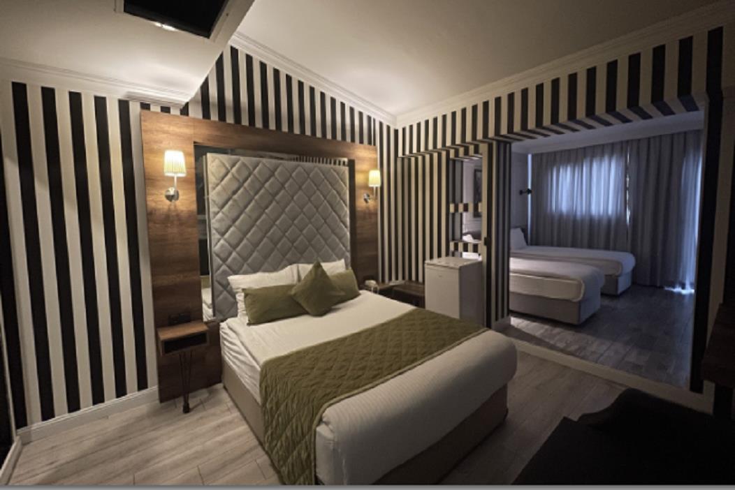 En fazla 4 yetişkin + 1 bebek (0-2 yaş) veya 3 yetişkin + 1 çocuk + 1 bebek (0-2 yaş).