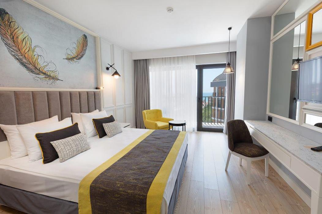 En az 2 yetişkin, En fazla 2 yetişkin.