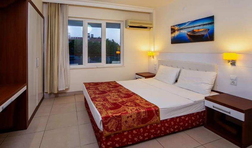 En fazla 2 yetişkin.