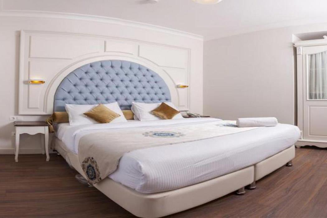 En fazla 2 yetişkin.