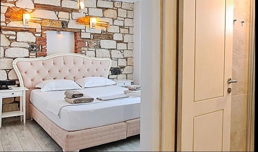 En fazla 2 yetişkin.