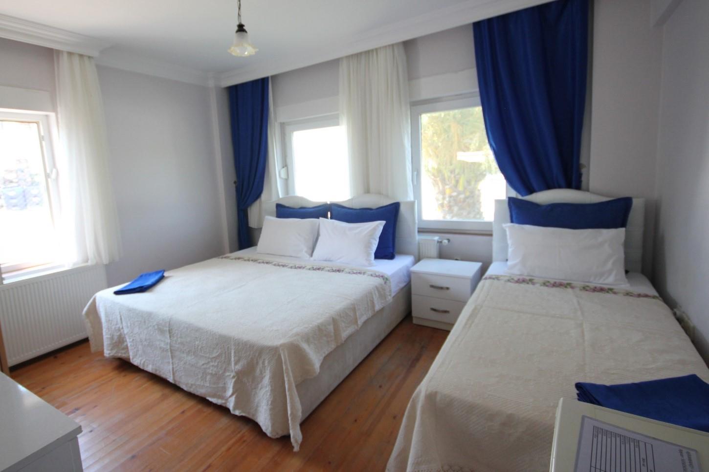 En fazla 2 yetişkin.