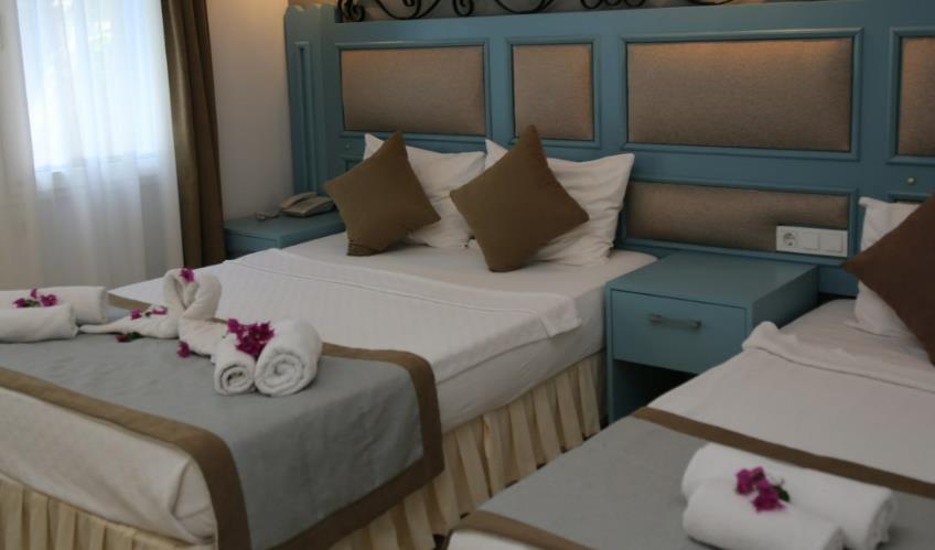 En az 2 yetişkin, En fazla 2 yetişkin.