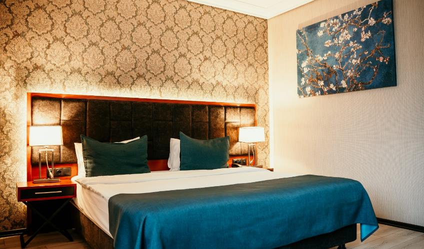 En fazla 2 yetişkin.