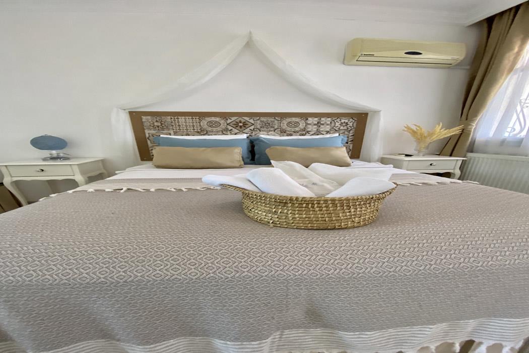 En fazla 2 yetişkin.