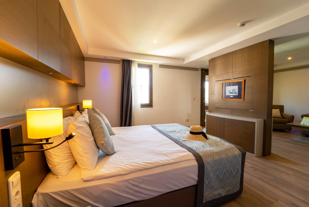 En fazla 2 yetişkin.