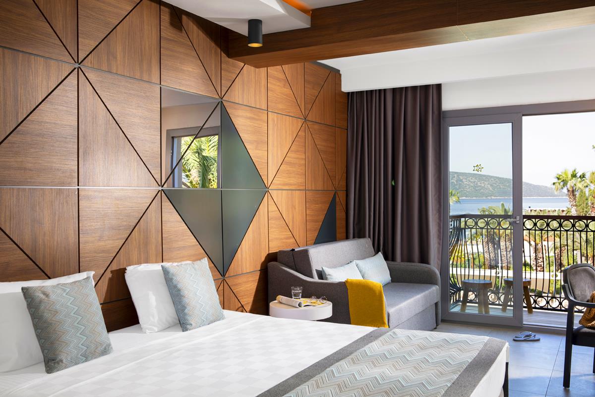 En fazla 2 yetişkin.