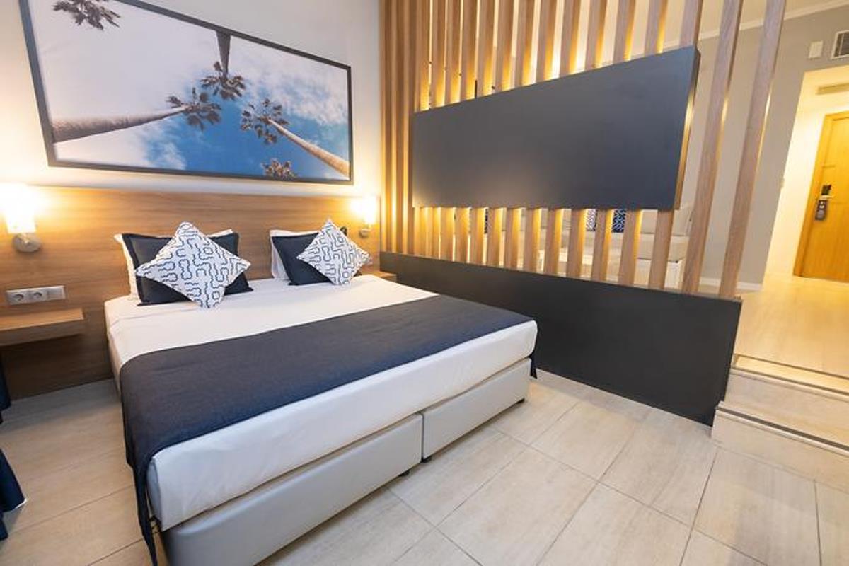 En fazla 3 yetişkin + 1 çocuk veya 2 yetişkin + 2 çocuk.