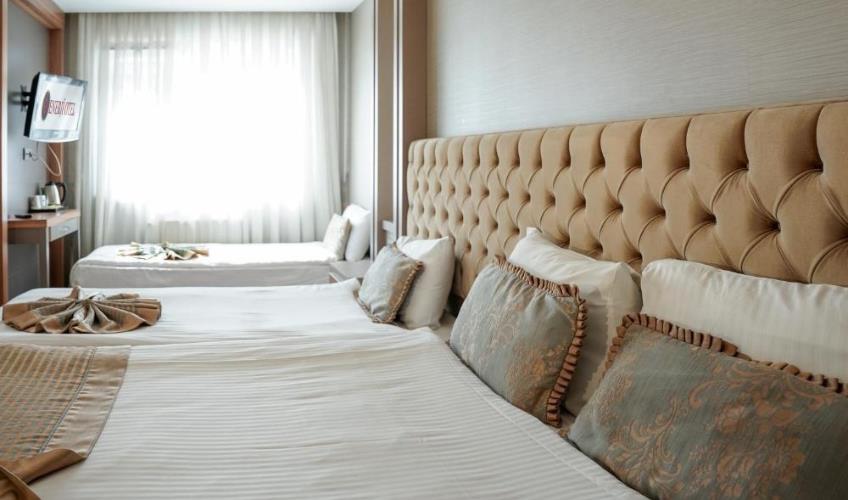 En az 4 yetişkin, En fazla 4 yetişkin.