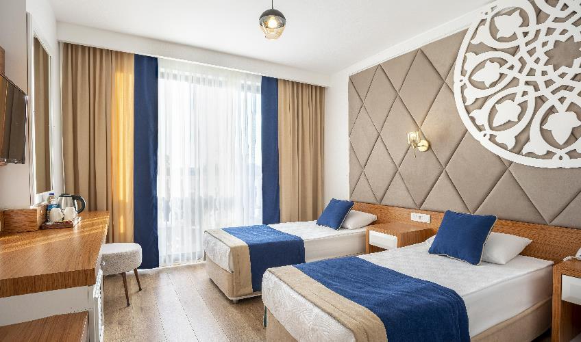 En fazla 2 yetişkin.