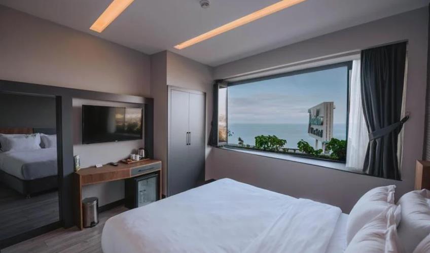 En fazla 2 yetişkin.