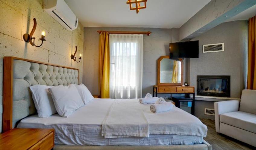 En fazla 2 yetişkin.