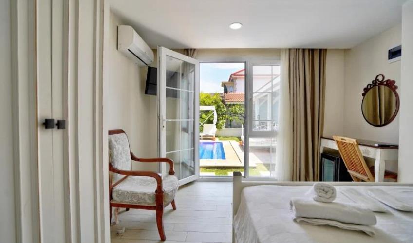 En fazla 2 yetişkin.