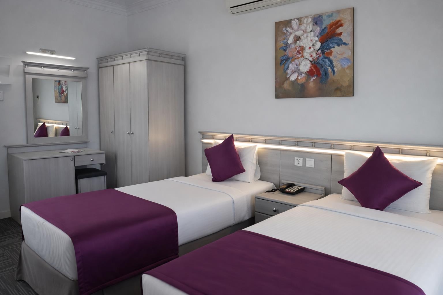 En fazla 2 yetişkin + 1 çocuk veya 1 yetişkin + 1 çocuk.