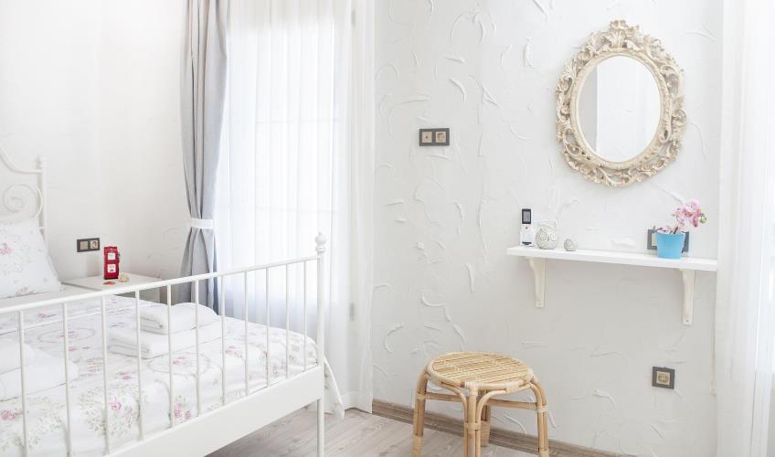 En fazla 2 yetişkin.