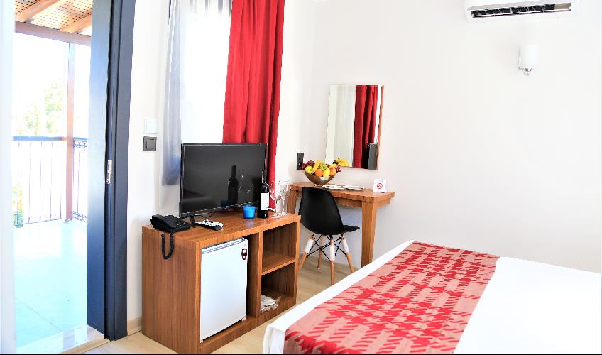 En fazla 2 yetişkin.